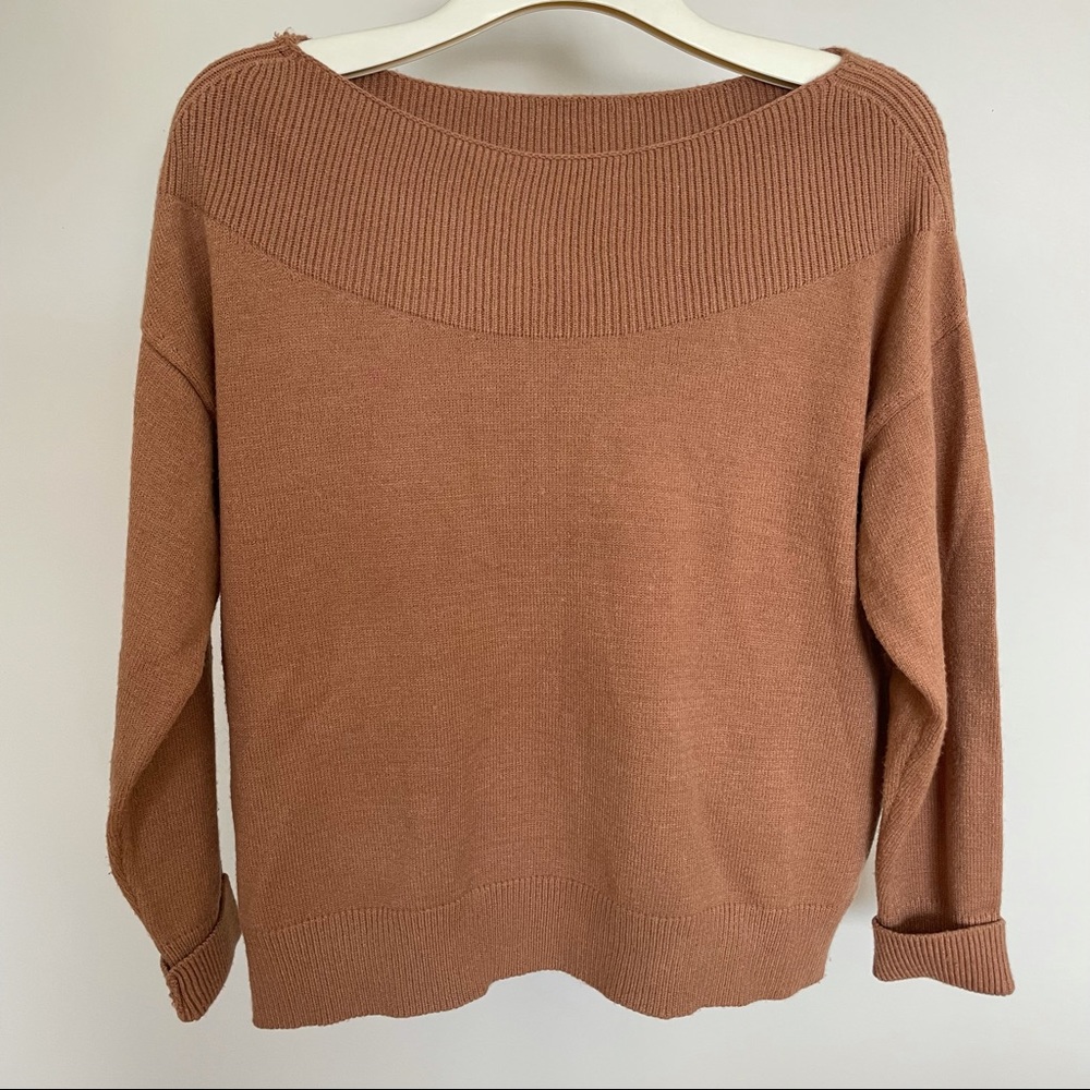 NWT Sweater Women's Large